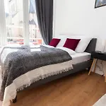 Fullhouse - Halle - M14 - Marketplace - Wonderful View *