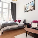 Fullhouse - Halle - M14 - Marketplace - Wonderful View شقة