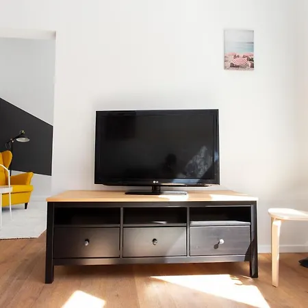 Fullhouse - Halle - M14 - Marketplace - Wonderful View Apartment