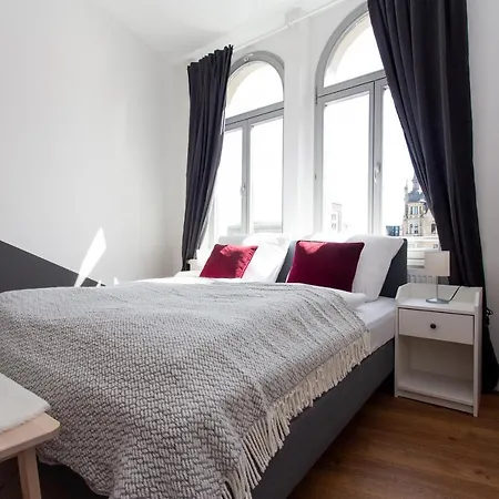 Fullhouse - Halle - M14 - Marketplace - Wonderful View Appartamento *