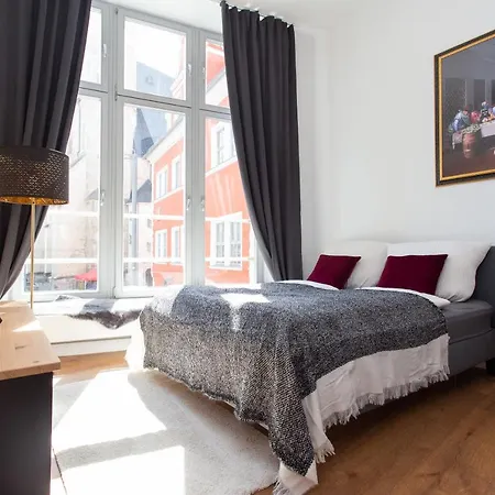 Fullhouse - Halle - M14 - Marketplace - Wonderful View Apartment