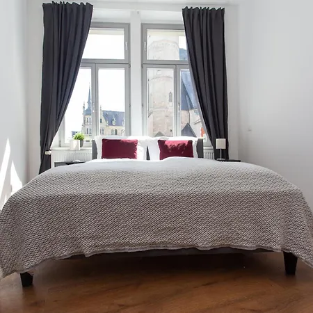 Fullhouse - Halle - M14 - Marketplace - Wonderful View Apartment