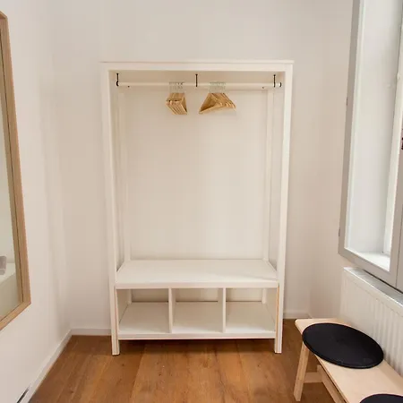 Fullhouse - Halle - M14 - Marketplace - Wonderful View Apartamento *