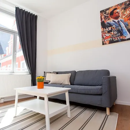 Fullhouse - Halle - M14 - Marketplace - Wonderful View Apartamento *