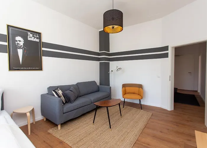 Fullhouse - Halle - M14 - Marketplace - Wonderful View *